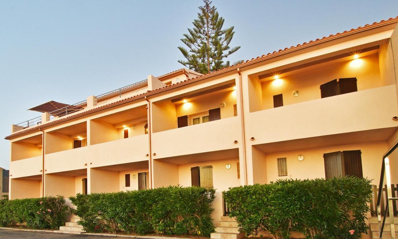 Hotel Tettola Saint-Florent  Exterior photo