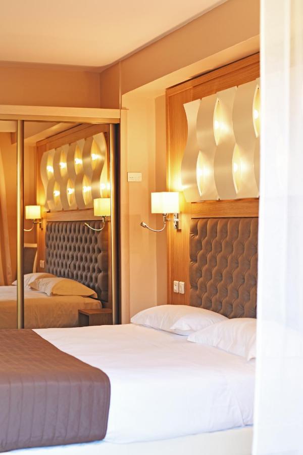 Hotel Tettola Saint-Florent  Exterior photo